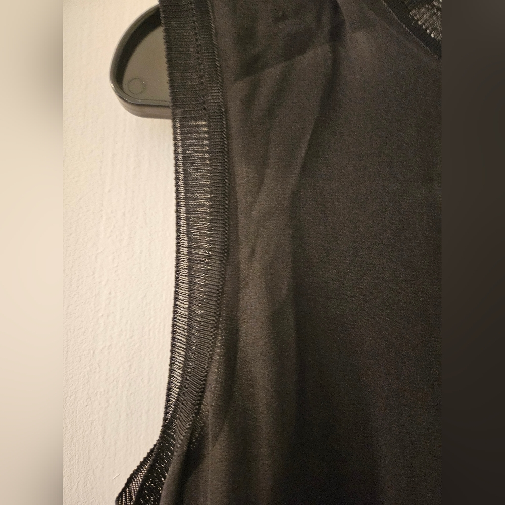 Sheer Vince tunic with ribbed accent trim and longer back, Size XS, full. - Picture 4 of 8